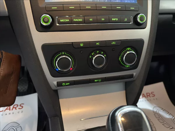 Škoda Octavia 1,4 TSI 90KW BEZ KOROZE STK - foto 13