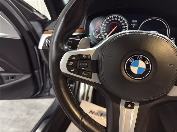 BMW Řada 5 3,0 540i LUXURY M-PAKET HARM - foto 12