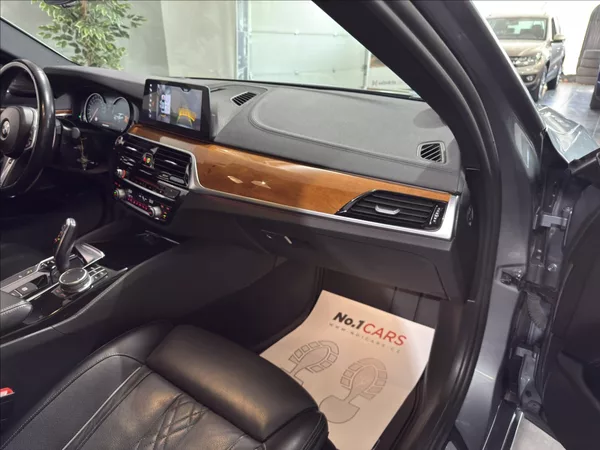 BMW Řada 5 3,0 540i LUXURY M-PAKET HARM - foto 20