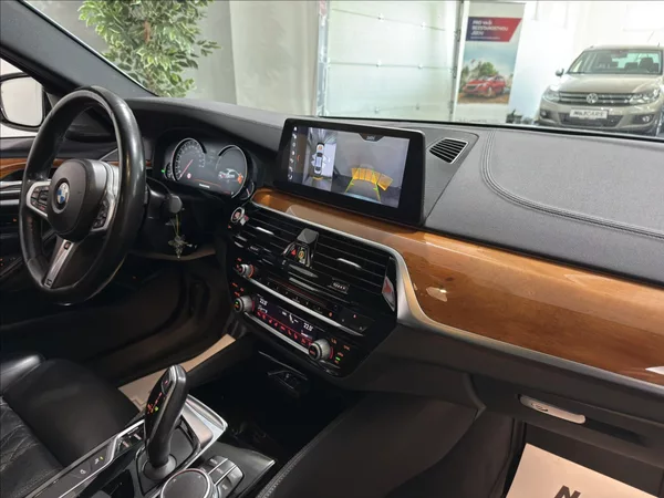 BMW Řada 5 3,0 540i LUXURY M-PAKET HARM - foto 21