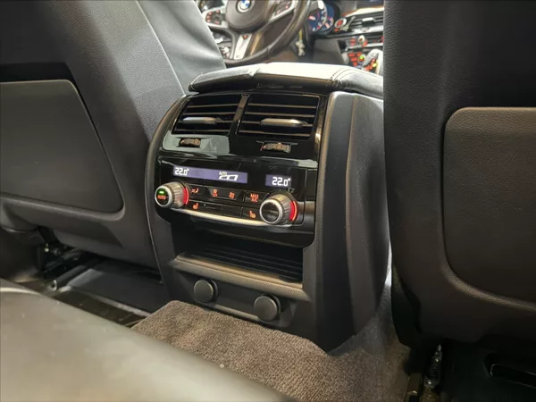 BMW Řada 5 3,0 540i LUXURY M-PAKET HARM - foto 26