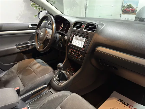 Volkswagen Golf 1,4 TSI HIGHLINE PANORAMA - foto 16
