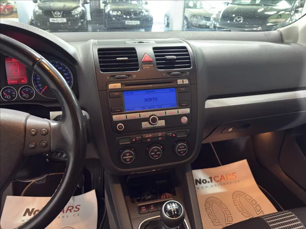 Volkswagen Jetta 1,9 TDI 77KW UNITED 1.MAJ - foto 15