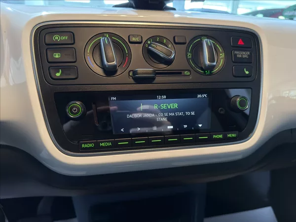 Škoda Citigo 1,0 MPI FUN AUTOMAT VÝHŘEV - foto 16