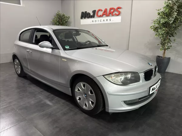 BMW Řada 1 2,0 D 105 kW ZADNÍ ČIDLA - foto 2