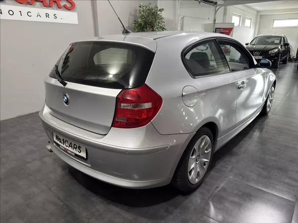BMW Řada 1 2,0 D 105 kW ZADNÍ ČIDLA - foto 5