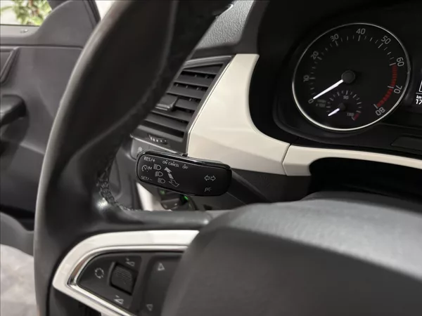 Škoda Fabia 1,2 TSI SPORT VÝHŘEV SEDADEL - foto 10