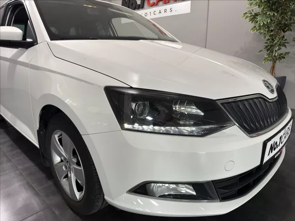 Škoda Fabia 1,2 TSI SPORT VÝHŘEV SEDADEL - foto 27