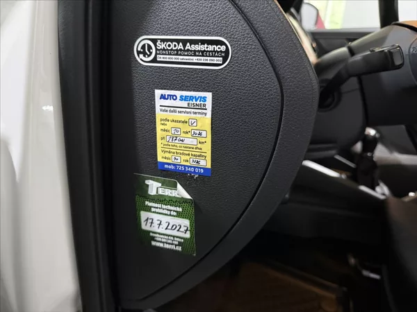 Škoda Fabia 1,2 TSI SPORT VÝHŘEV SEDADEL - foto 28