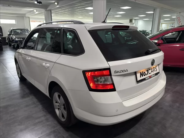 Škoda Fabia 1,2 TSI SPORT VÝHŘEV SEDADEL - foto 4