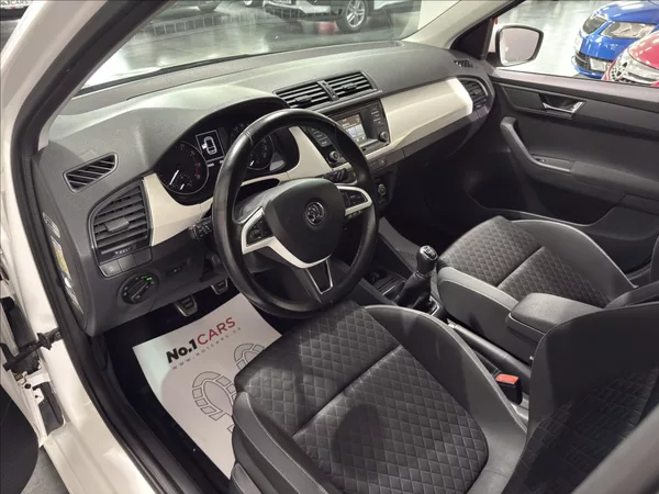Škoda Fabia 1,2 TSI SPORT VÝHŘEV SEDADEL - foto 7