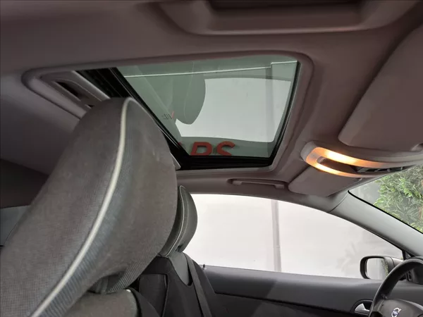 Volvo C30 1,8 i KLIMATIZACE SERVIS ALU - foto 16