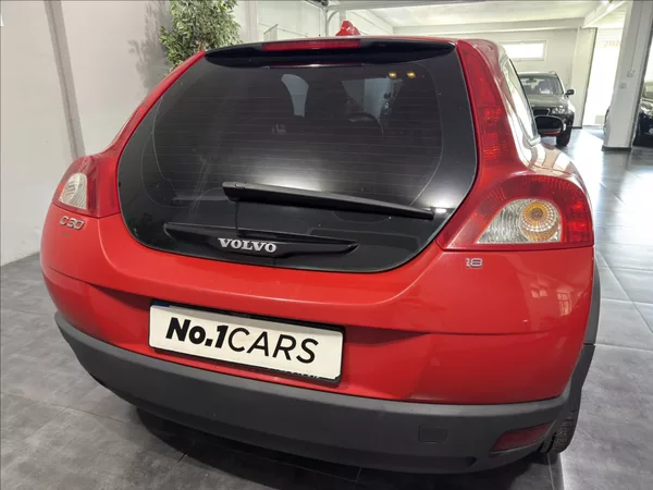 Volvo C30 1,8 i KLIMATIZACE SERVIS ALU - foto 18