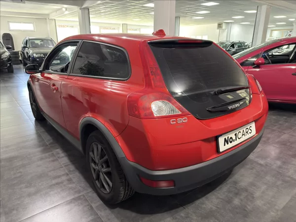 Volvo C30 1,8 i KLIMATIZACE SERVIS ALU - foto 4