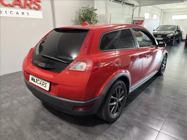 Volvo C30 1,8 i KLIMATIZACE SERVIS ALU - foto 5