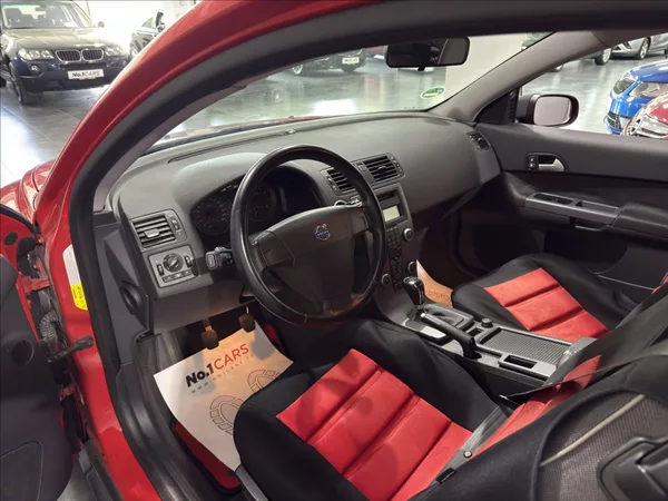 Volvo C30 1,8 i KLIMATIZACE SERVIS ALU - foto 6