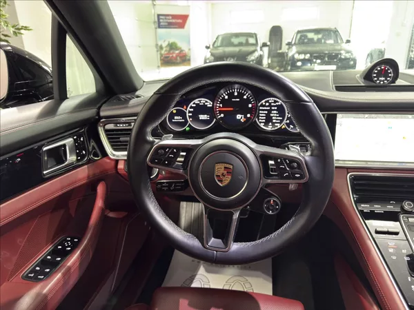 Porsche Panamera 4,0 4S 421HP CHORNO DOVĚRY - foto 25