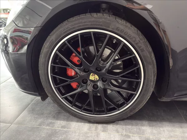 Porsche Panamera 4,0 4S 421HP CHORNO DOVĚRY - foto 34