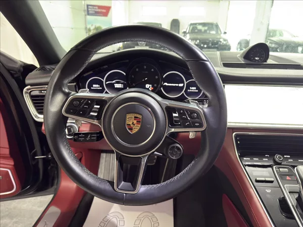 Porsche Panamera 4,0 4S 421HP CHORNO DOVĚRY - foto 9