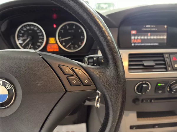 BMW Řada 5 2,2 520i V6 ANGEL SUPER STAV - foto 10