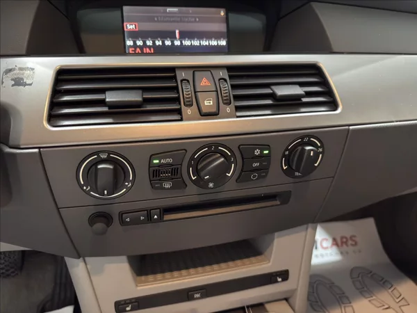 BMW Řada 5 2,2 520i V6 ANGEL SUPER STAV - foto 17