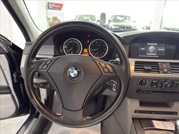 BMW Řada 5 2,2 520i V6 ANGEL SUPER STAV - foto 9
