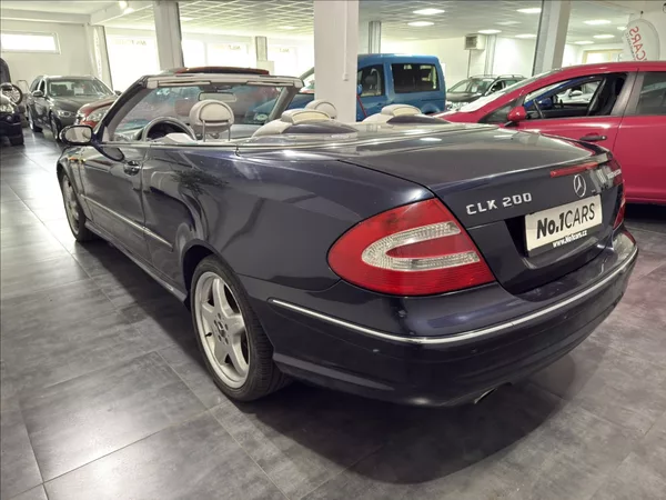 Mercedes-Benz CLK 1,8 200 KEY-LESS BI-XEN WHIT - foto 4