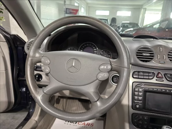 Mercedes-Benz CLK 1,8 200 KEY-LESS BI-XEN WHIT - foto 8
