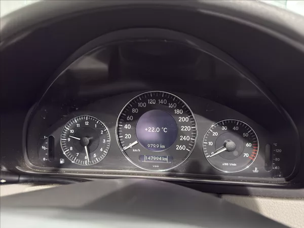 Mercedes-Benz CLK 1,8 200 KEY-LESS BI-XEN WHIT - foto 9