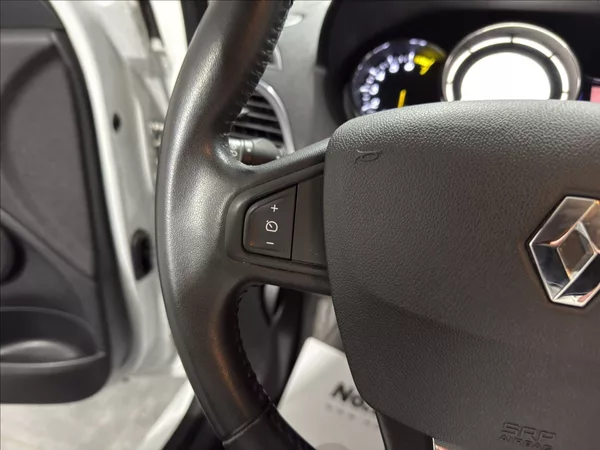 Renault Mégane 1,6 i LIMITED NAVI VÝHŘEV - foto 11