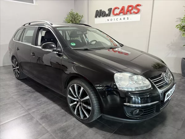 Volkswagen Golf 1,4 TSI VÝHŘEV KLIMA R18 ALU - foto 2