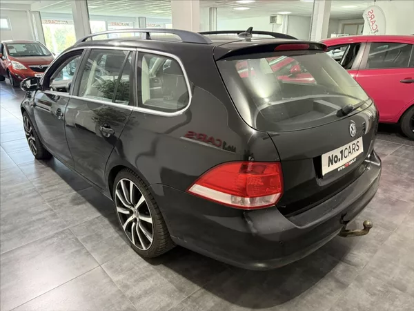 Volkswagen Golf 1,4 TSI VÝHŘEV KLIMA R18 ALU - foto 4