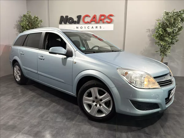 Opel Astra 1,6 i KLIMZIZACE TEMPOMAT