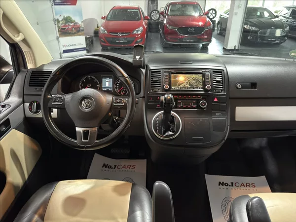 Volkswagen Multivan 2,0 TDI DSG 4M INDIVIDUAL - foto 21