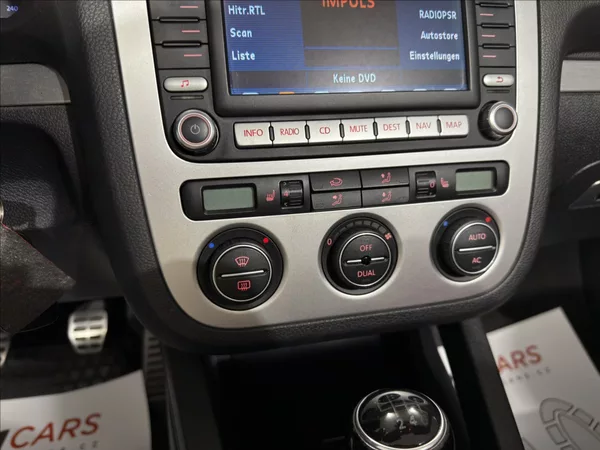 Volkswagen EOS 2,0 FSI ČERVENÁ KŮŽE BI-XEN - foto 15