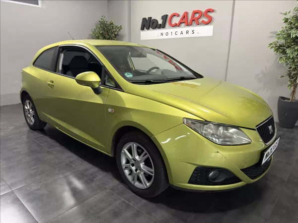 Seat Ibiza 1,4 i KLIMATIZACE PO STK - foto 2