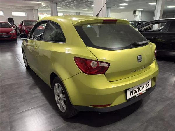 Seat Ibiza 1,4 i KLIMATIZACE PO STK - foto 4