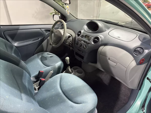 Toyota Yaris 1,0 VVT-i SLUŠNÝ STAV STK - foto 9
