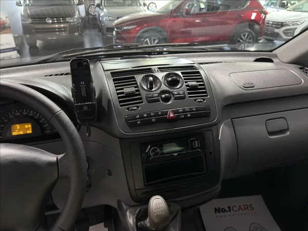 Mercedes-Benz Vito 2,2 CDI ČIDLA TAŽNÉ 6 MÍST - foto 10