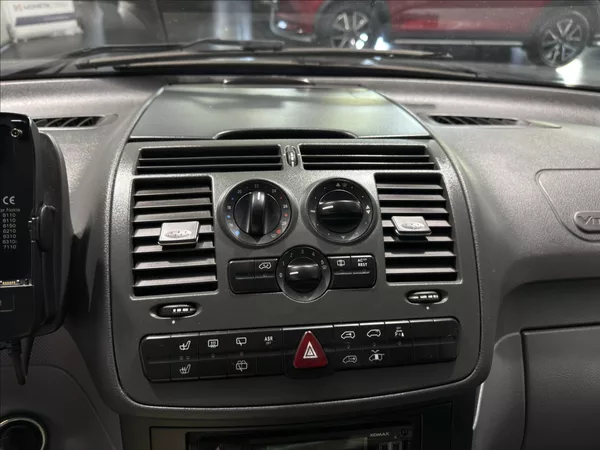 Mercedes-Benz Vito 2,2 CDI ČIDLA TAŽNÉ 6 MÍST - foto 11