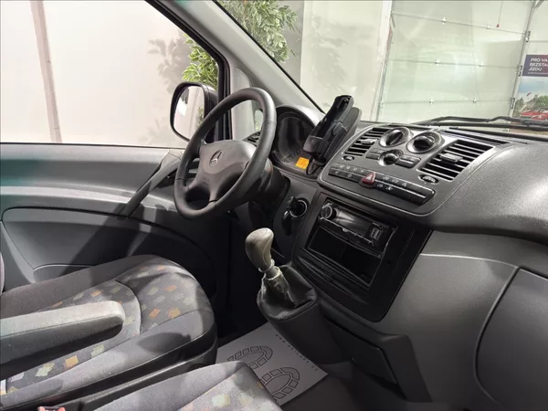 Mercedes-Benz Vito 2,2 CDI ČIDLA TAŽNÉ 6 MÍST - foto 15