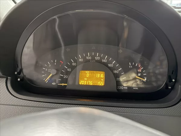 Mercedes-Benz Vito 2,2 CDI ČIDLA TAŽNÉ 6 MÍST - foto 9