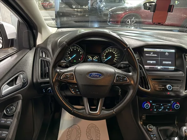 Ford Focus 0,9 EB VÝHŘEV ČIDLA ALU STK - foto 20