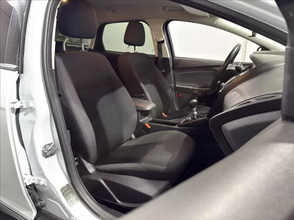 Ford Focus 0,9 EB VÝHŘEV ČIDLA ALU STK - foto 22