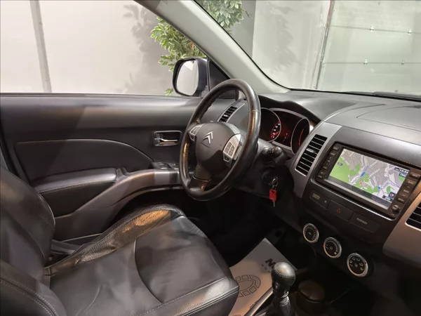 Citroën C-Crosser 2,2 HDI AWD EXCLUSIVE XENON - foto 17