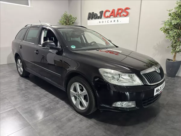 Škoda Octavia 1,4 TSI 90KW XENON ELEGENACE - foto 2
