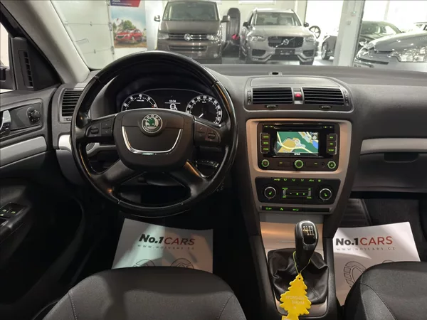 Škoda Octavia 1,4 TSI 90KW XENON ELEGENACE - foto 20