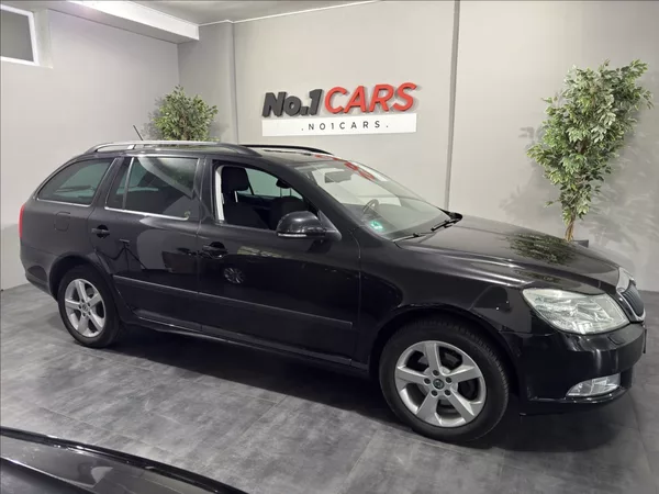 Škoda Octavia 1,4 TSI 90KW XENON ELEGENACE - foto 30