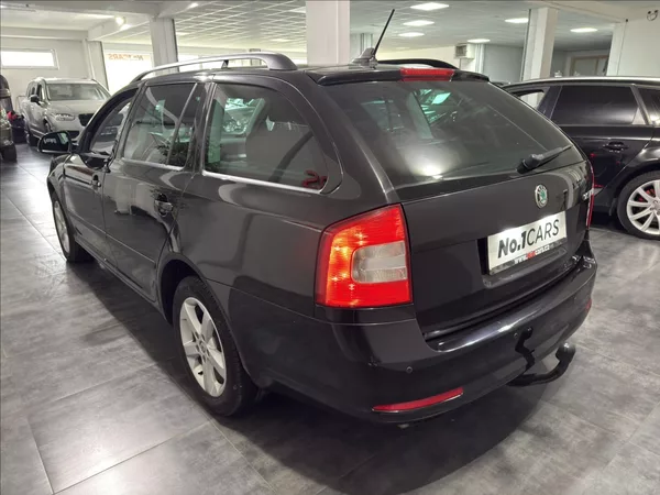 Škoda Octavia 1,4 TSI 90KW XENON ELEGENACE - foto 4