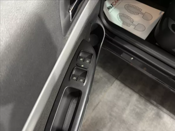 Škoda Octavia 1,4 TSI 90KW XENON ELEGENACE - foto 7